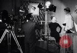 Standbild französische Hüte Frankreich, 1952, aus Sekunde 11 historischem Filmmaterial Videoclip 65675041157