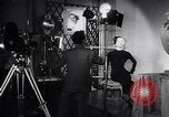 Standbild französische Hüte Frankreich, 1952, aus Sekunde 14 historischem Filmmaterial Videoclip 65675041157