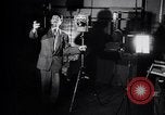 Standbild französische Hüte Frankreich, 1952, aus Sekunde 19 historischem Filmmaterial Videoclip 65675041157