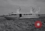 Standbild Luftkissen Fahrzeug Saint Lawrence river Kanada, 1963, aus Sekunde 6 historischem Filmmaterial Videoclip 65675041165