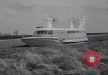 Standbild Luftkissen Fahrzeug Saint Lawrence river Kanada, 1963, aus Sekunde 10 historischem Filmmaterial Videoclip 65675041165