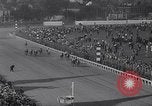 Standbild Kentucky Derby Louisville Kentucky USA, 1936, aus Sekunde 26 historischem Filmmaterial Videoclip 65675041174