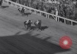 Standbild Kentucky Derby Louisville Kentucky USA, 1936, aus Sekunde 36 historischem Filmmaterial Videoclip 65675041174