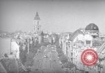 Immagine di Edifici residenziali Berlino Germania, 1952, secondo 41 filmato di repertorio 65675041175