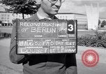 Immagine di Eagle Square Berlino Germania, 1952, secondo 9 filmato di repertorio 65675041176