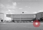 Immagine di Eagle Square Berlino Germania, 1952, secondo 30 filmato di repertorio 65675041176
