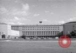 Immagine di Eagle Square Berlino Germania, 1952, secondo 33 filmato di repertorio 65675041176