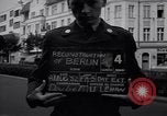 Immagine di Negozio dipartimentale Berlino Germania, 1952, secondo 7 filmato di repertorio 65675041178