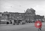 Immagine di Bomba ha distrutto edifici di Berlino del post guerra Berlino Germania, 1952, secondo 16 filmato di repertorio 65675041179