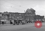 Immagine di Bomba ha distrutto edifici di Berlino del post guerra Berlino Germania, 1952, secondo 21 filmato di repertorio 65675041179