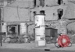 Immagine di Bomba ha distrutto edifici di Berlino del post guerra Berlino Germania, 1952, secondo 57 filmato di repertorio 65675041179