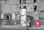 Immagine di Bomba ha distrutto edifici di Berlino del post guerra Berlino Germania, 1952, secondo 62 filmato di repertorio 65675041179