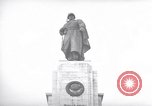 Immagine di La Porta di Brandeburgo Berlino Germania, 1952, secondo 35 filmato di repertorio 65675041181