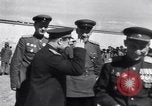 Standbild Feier der Freundschaft Pakt zwischen der Sowjetunion und Aserbaidschan Aserbaidschan Iran, 1946, aus Sekunde 7 historischem Filmmaterial Videoclip 65675041187