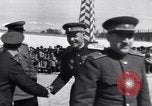 Standbild Feier der Freundschaft Pakt zwischen der Sowjetunion und Aserbaidschan Aserbaidschan Iran, 1946, aus Sekunde 10 historischem Filmmaterial Videoclip 65675041187