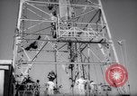 Standbild Bohrungen nach Öl Iran, 1957, aus Sekunde 29 historischem Filmmaterial Videoclip 65675041197