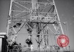 Standbild Bohrungen nach Öl Iran, 1957, aus Sekunde 47 historischem Filmmaterial Videoclip 65675041197