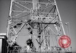 Standbild Bohrungen nach Öl Iran, 1957, aus Sekunde 53 historischem Filmmaterial Videoclip 65675041197