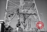 Standbild Bohrungen nach Öl Iran, 1957, aus Sekunde 57 historischem Filmmaterial Videoclip 65675041197
