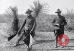 Standbild 24 Infanterie- Regiments während der Mexikanischen Expedition Mexiko, 1916, aus Sekunde 29 historischem Filmmaterial Videoclip 65675041208