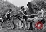 Standbild Skelett von Mammut Kewanee Illinois United States USA, 1933, aus Sekunde 48 historischem Filmmaterial Videoclip 65675041252