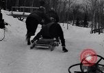Standbild Bobbahn Lake Placid New York USA, 1934, aus Sekunde 17 historischem Filmmaterial Videoclip 65675041268
