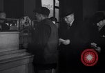 Image Des mesures de sécurité de la banque contre les voleurs de banque gangster Chicago Illinois USA, 1935, de la seconde 18 séquences d'archives historiques vidéo 65675041275