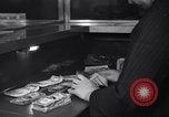 Image Des mesures de sécurité de la banque contre les voleurs de banque gangster Chicago Illinois USA, 1935, de la seconde 51 séquences d'archives historiques vidéo 65675041275