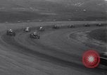 Standbild auto race Ascot Speedway California USA, 1935, aus Sekunde 20 historischem Filmmaterial Videoclip 65675041278