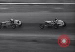 Standbild auto race Ascot Speedway California USA, 1935, aus Sekunde 39 historischem Filmmaterial Videoclip 65675041278