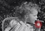 Standbild Patsy Grimmett Glendale California USA, 1936, aus Sekunde 11 historischem Filmmaterial Videoclip 65675041285