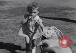 Standbild Patsy Grimmett Glendale California USA, 1936, aus Sekunde 29 historischem Filmmaterial Videoclip 65675041285
