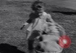 Standbild Patsy Grimmett Glendale California USA, 1936, aus Sekunde 33 historischem Filmmaterial Videoclip 65675041285