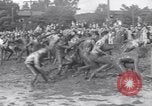 Immagine di Il fango wrestling Los Angeles California USA, 1936, secondo 10 filmato di repertorio 65675041292