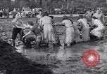 Immagine di Il fango wrestling Los Angeles California USA, 1936, secondo 34 filmato di repertorio 65675041292