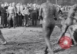 Immagine di Il fango wrestling Los Angeles California USA, 1936, secondo 56 filmato di repertorio 65675041292