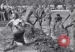 Immagine di Il fango wrestling Los Angeles California USA, 1936, secondo 58 filmato di repertorio 65675041292