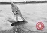 Immagine di Tavola da surf Balboa Newport Beach California USA, 1936, secondo 10 filmato di repertorio 65675041295