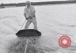 Immagine di Tavola da surf Balboa Newport Beach California USA, 1936, secondo 12 filmato di repertorio 65675041295