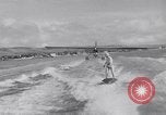 Immagine di Tavola da surf Balboa Newport Beach California USA, 1936, secondo 15 filmato di repertorio 65675041295
