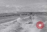 Immagine di Tavola da surf Balboa Newport Beach California USA, 1936, secondo 16 filmato di repertorio 65675041295