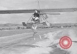 Immagine di Tavola da surf Balboa Newport Beach California USA, 1936, secondo 25 filmato di repertorio 65675041295