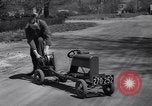 Standbild kleine Automobil Rockville Maryland United States USA, 1936, aus Sekunde 16 historischem Filmmaterial Videoclip 65675041301