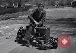 Standbild kleine Automobil Rockville Maryland United States USA, 1936, aus Sekunde 19 historischem Filmmaterial Videoclip 65675041301