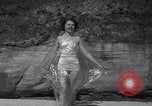 Image de bain de soleil Del Monte California USA, 1936, de la seconde 15 séquences d'archives historiques vidéo 65675041305