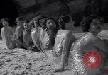 Image de bain de soleil Del Monte California USA, 1936, de la seconde 33 séquences d'archives historiques vidéo 65675041305