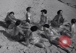 Image de bain de soleil Del Monte California USA, 1936, de la seconde 43 séquences d'archives historiques vidéo 65675041305