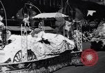 Standbild Apple Blossom Pageant Wenatchee Washington USA, 1936, aus Sekunde 27 historischem Filmmaterial Videoclip 65675041306