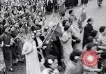 Standbild Protest Parade New York City USA, 1938, aus Sekunde 18 historischem Filmmaterial Videoclip 65675041309