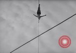 Standbild Antenne Kunststücke New York City USA, 1938, aus Sekunde 21 historischem Filmmaterial Videoclip 65675041315